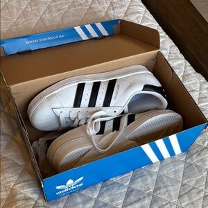 NEW Adidas Originals White and Black Sneakers